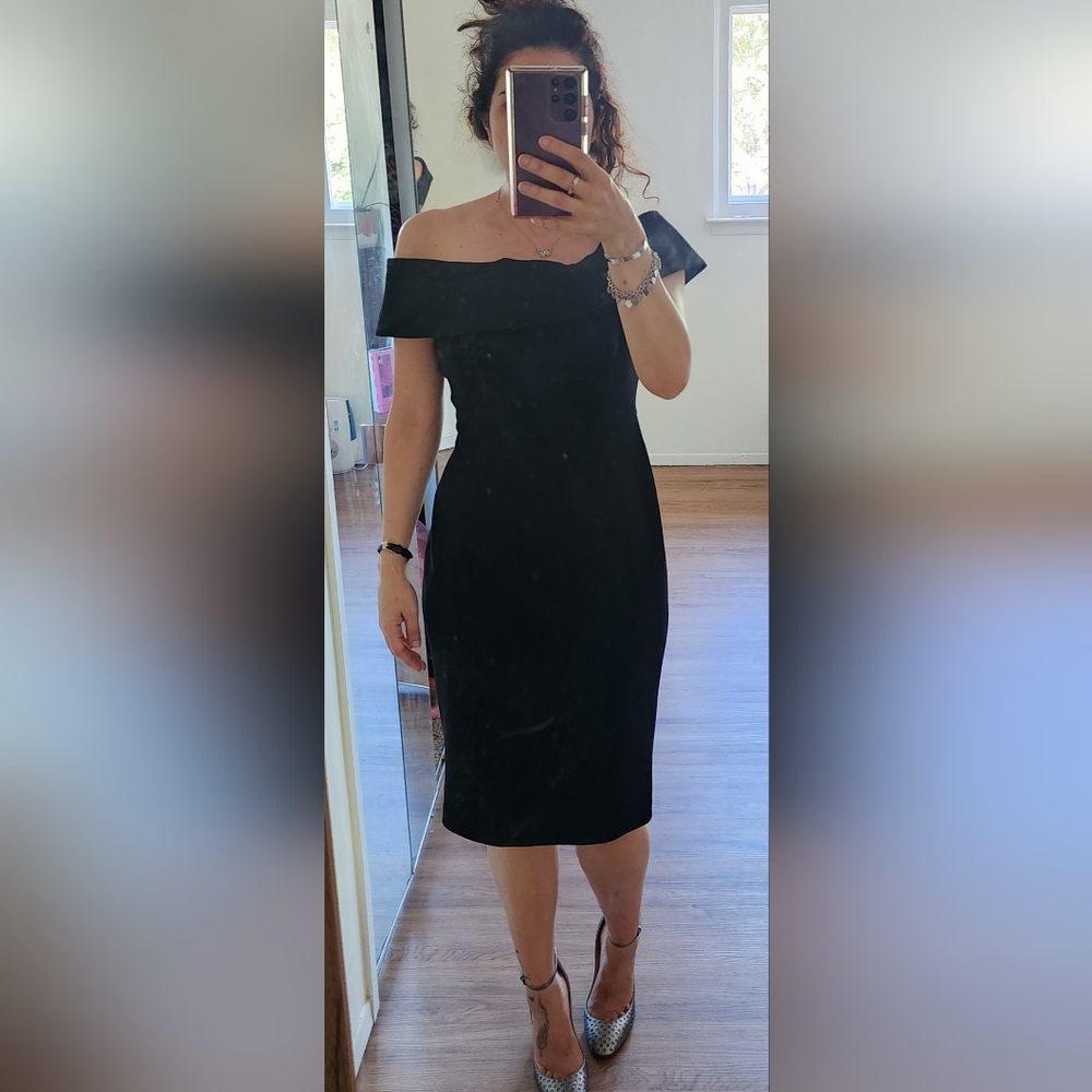 Calvin Klein Collection Elegant Black Midi Dress